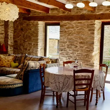 Maison De Ferme Renovee & Lumineuse - Renovated, Bright & Quiet Stone 20 Min From Rodez 別荘 *