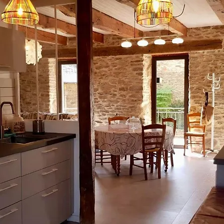 Maison De Ferme Renovee & Lumineuse - Renovated, Bright & Quiet Stone 20 Min From Rodez Ferienhaus Flavin
