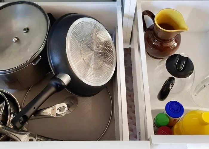 Ferienhaus Maison De Ferme Renovee & Lumineuse - Renovated, Bright & Quiet Stone 20 Min From Rodez Flavin